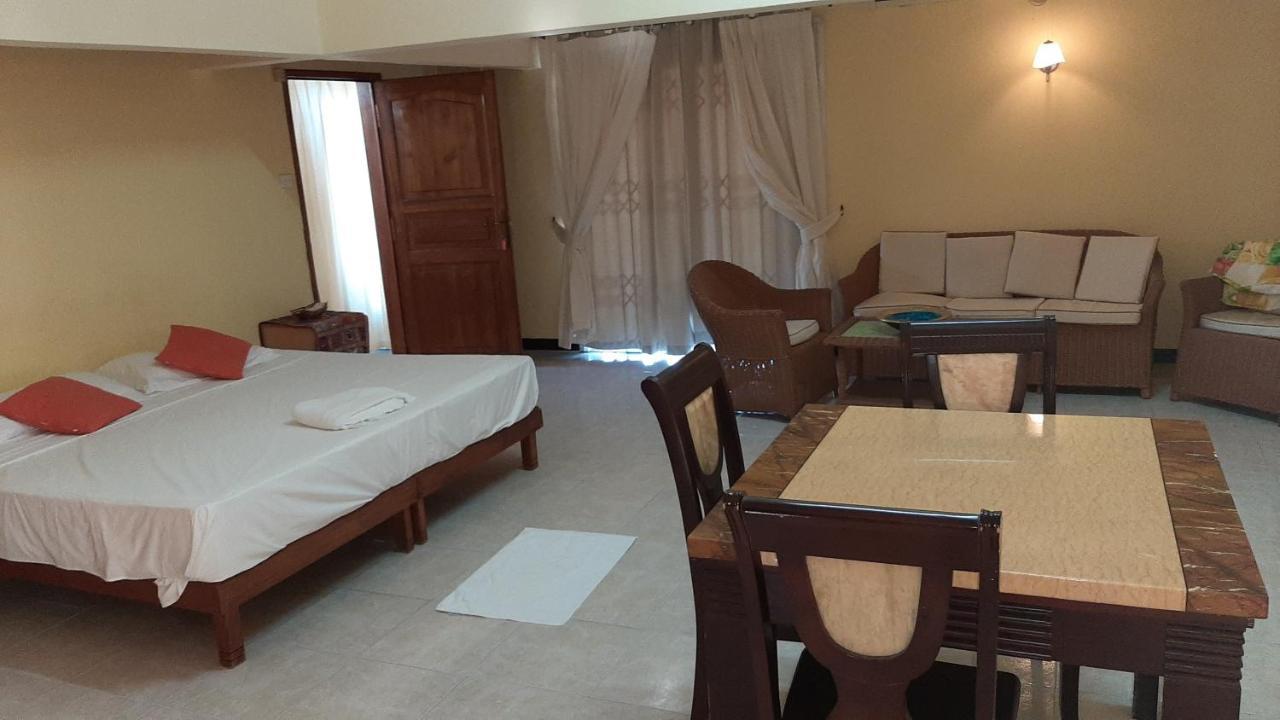 Apartamento Dino 2 Trou aux Biches Exterior foto